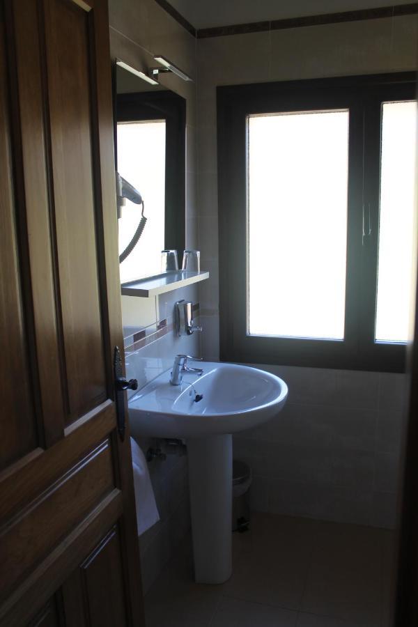 Hotel Rural Rio Molinar Ranera Екстериор снимка